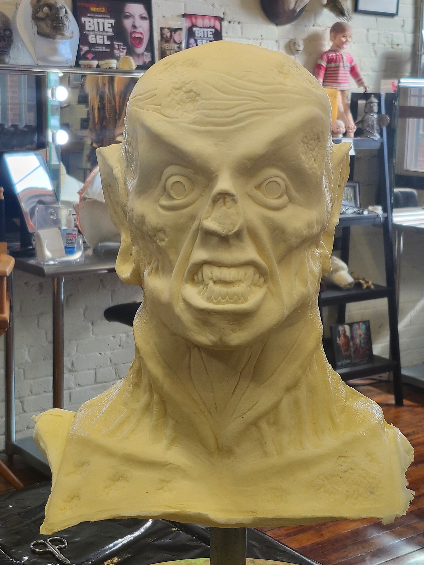 Vampire Ghoul Latex Mask – Realistic Horror Mask, Haunted House Costume, Zombie Creature Mask, Scary Halloween Mask, Professional Haunt Prop